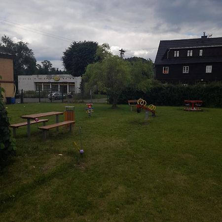 Penzion Sklarska Hospoda Chřibská Zewnętrze zdjęcie