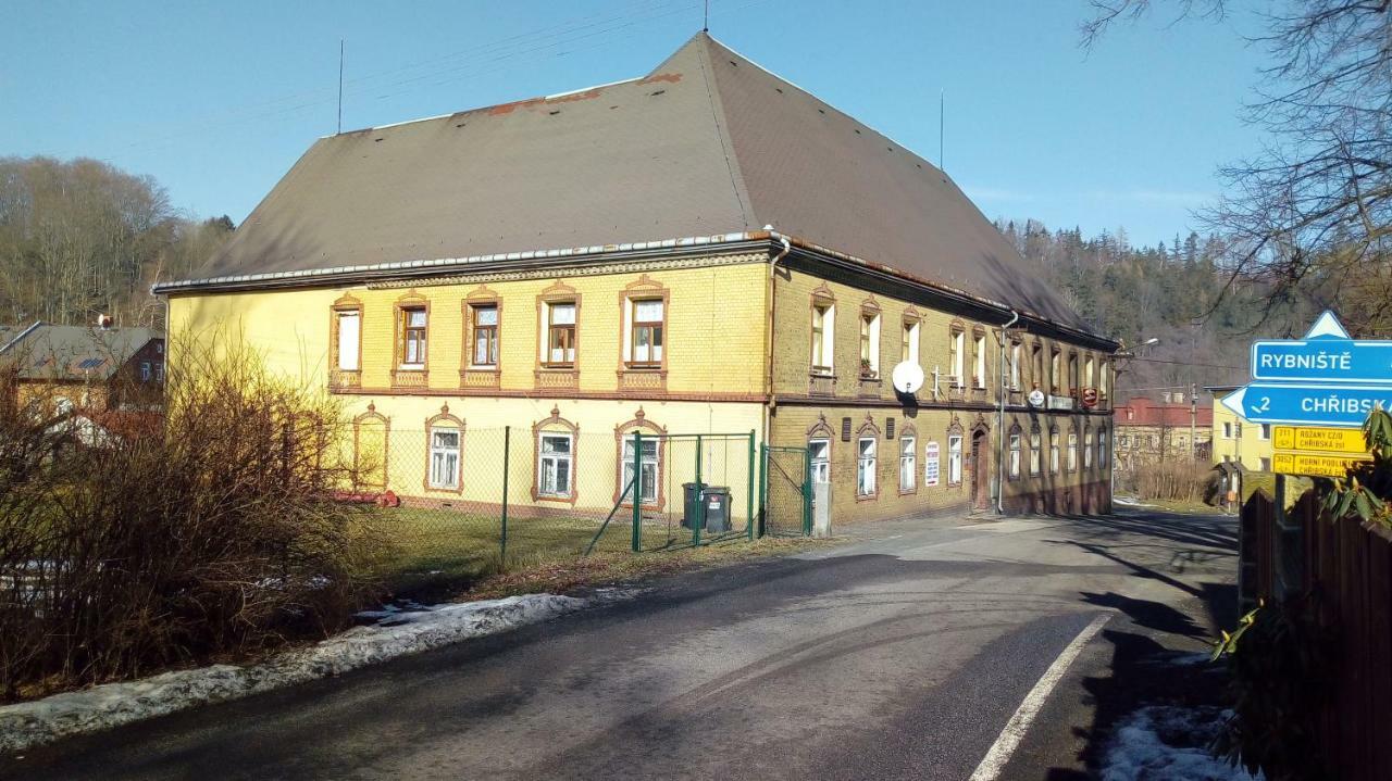 Penzion Sklarska Hospoda Chřibská Zewnętrze zdjęcie